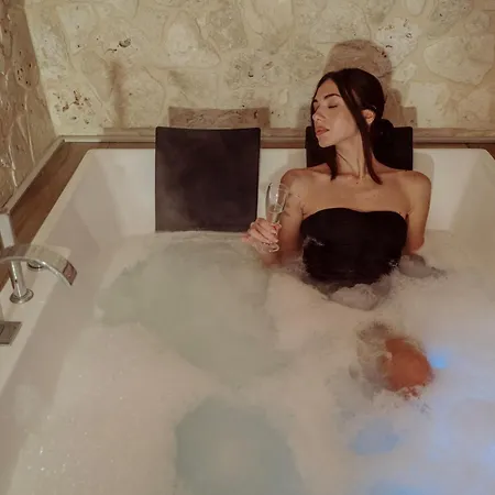 ゲストハウス Dimore Piazza Vecchia Wellness カステッラーナ・グロッテ