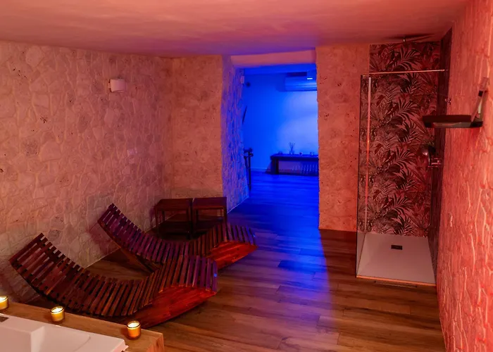 Dimore Piazza Vecchia Wellness 4* Castellana Grotte